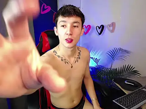 SebasstianGrand online show from February 16, 9:05 pm