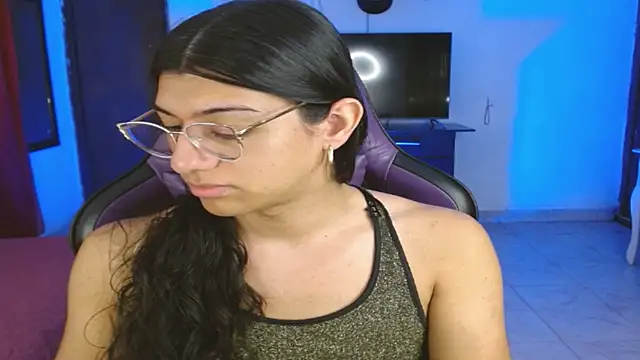 engielphoenis14 online show from February 23, 9:23 pm