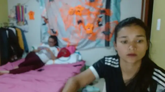 Snapshot of clayre_and_jill chatting on November 2, 2:47 am clayre and jill online show from November 2, 2:47 am