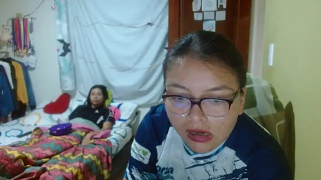 Snapshot of clayre_and_jill chatting on November 5, 7:03 pm clayre and jill online show from November 5, 7:03 pm