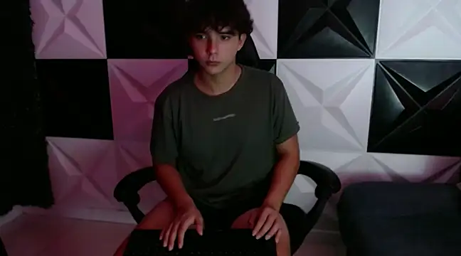 Dani cumboy online show from January 18, 7:38 am