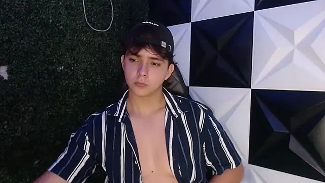 Dani cumboy online show from February 24, 4:49 am