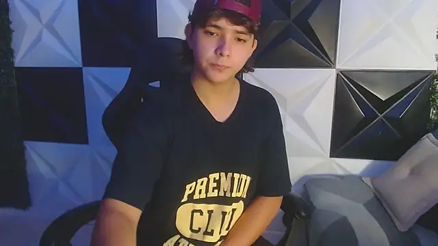 Dani cumboy online show from March 16, 12:44 pm