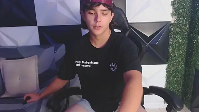 Dani cumboy online show from March 20, 2:40 am