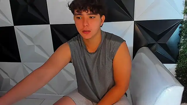 Dani cumboy online show from October 19, 2:40 pm