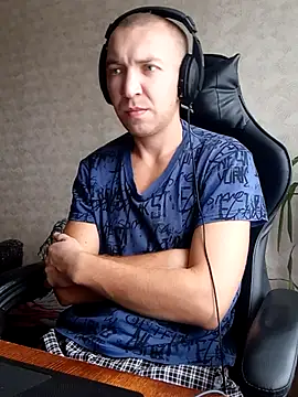 Snapshot of MityaXLoves chatting on November 13, 7:07 am MityaXLoves online show from November 13, 7:07 am