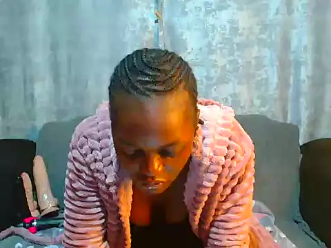 Snapshot of VANESAAMBER23 chatting on October 21, 10:32 pm VANESAAMBER23 online show from October 21, 10:32 pm