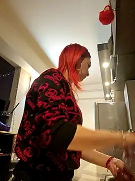 Snapshot of Evadesirex46 chatting on December 14, 3:04 pm Evadesirex46 online show from December 14, 3:04 pm