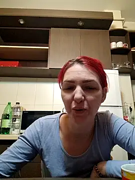 Snapshot of Evadesirex46 chatting on February 10, 9:47 am Evadesirex46 online show from February 10, 9:47 am