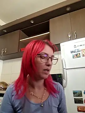 Snapshot of Evadesirex46 chatting on February 15, 9:38 am Evadesirex46 online show from February 15, 9:38 am