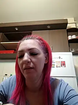 Snapshot of Evadesirex46 chatting on February 19, 1:17 pm Evadesirex46 online show from February 19, 1:17 pm