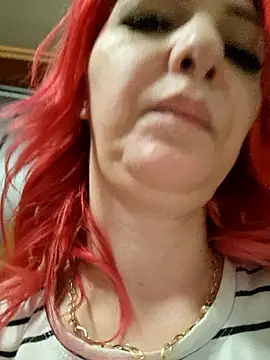 Snapshot of Evadesirex46 chatting on March 10, 5:29 pm Evadesirex46 online show from March 10, 5:29 pm