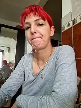 Snapshot of Evadesirex46 chatting on September 23, 6:05 am Evadesirex46 online show from September 23, 6:05 am