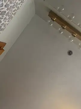 Snapshot of Lilsmokeshow017 chatting on February 20, 6:35 pm Lilsmokeshow017 online show from February 20, 6:35 pm