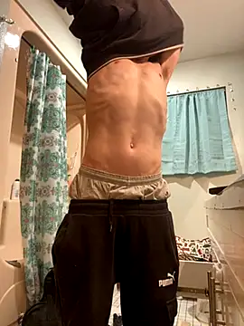 Snapshot of Lilsmokeshow017 chatting on October 6, 9:51 am Lilsmokeshow017 online show from October 6, 9:51 am