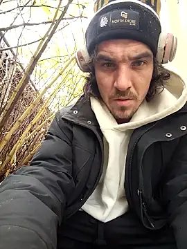 Snapshot of Lilsmokeshow017 chatting on November 4, 4:39 pm Lilsmokeshow017 online show from November 4, 4:39 pm