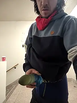 Snapshot of Lilsmokeshow017 chatting on November 14, 10:03 am Lilsmokeshow017 online show from November 14, 10:03 am