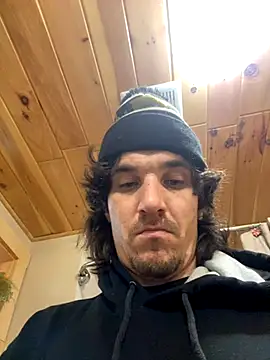 Snapshot of Lilsmokeshow017 chatting on November 19, 4:29 pm Lilsmokeshow017 online show from November 19, 4:29 pm