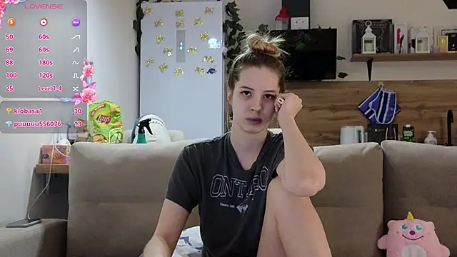 Snapshot of Girl_alone_home chatting on March 9, 6:21 pm Girl alone home online show from March 9, 6:21 pm