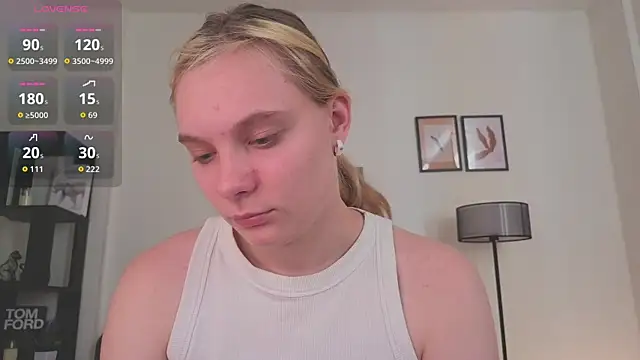 Snapshot of NaokoStifel chatting on June 17, 1:08 am NaokoStifel online show from June 17, 1:08 am