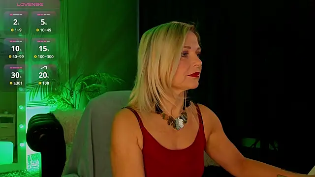 Gloria Lovely online show from January 6, 11:14 am