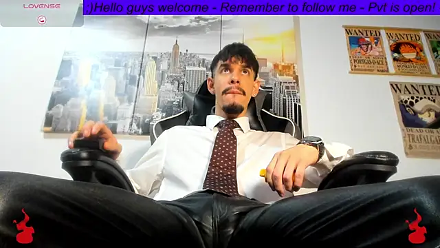 Snapshot of BRAYHAMBROWN chatting on May 28, 5:49 am BRAYHAMBROWN online show from May 28, 5:49 am
