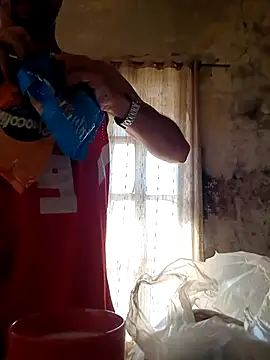 Snapshot of puak6666 chatting on February 13, 7:10 pm puak6666 online show from February 13, 7:10 pm