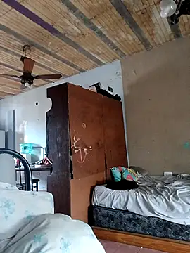 Snapshot of puak6666 chatting on November 12, 1:44 pm puak6666 online show from November 12, 1:44 pm