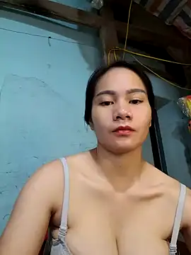 Snapshot of Nice_16 chatting on July 2, 3:23 am Nice 16 online show from July 2, 3:23 am