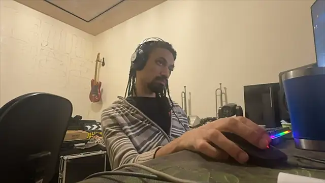 hotcamboy420 online show from November 4, 6:23 am