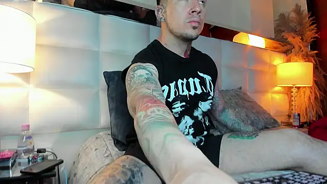 Adam tatto online show from November 4, 5:06 am