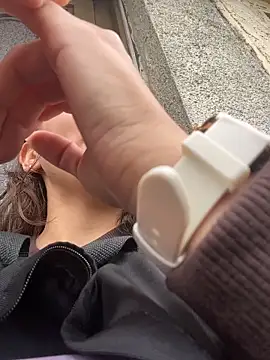 karlamorris  online show from February 13, 1:18 pm