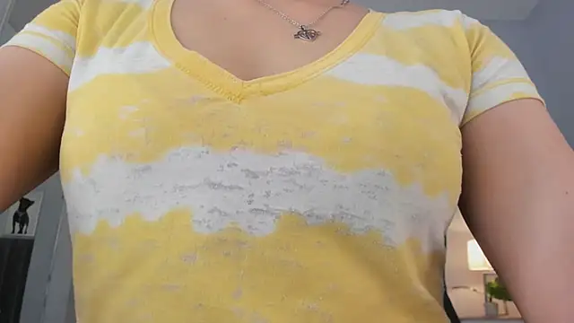 Snapshot of renee_shelby_ chatting on October 3, 9:56 pm renee shelby online show from October 3, 9:56 pm