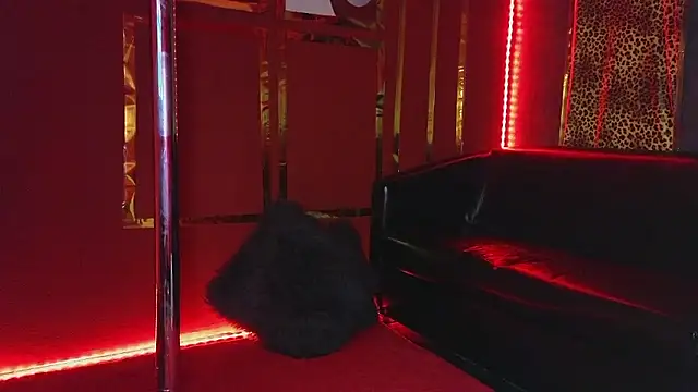 alissa4blonde online show from January 6, 6:06 am