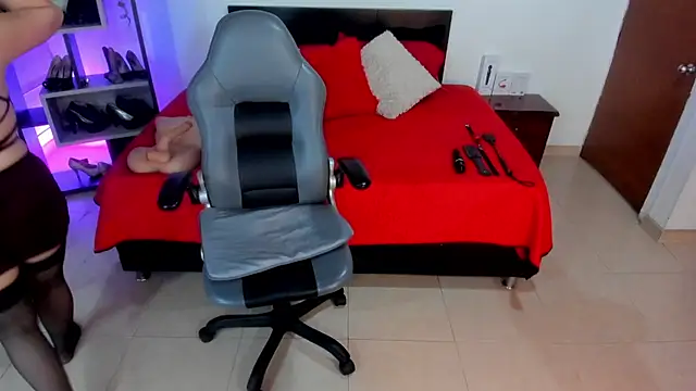 Snapshot of Veronica_Jacobss chatting on March 8, 9:51 pm Veronica Jacobss online show from March 8, 9:51 pm