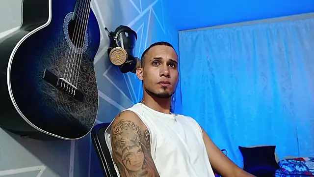 MagnusFrost online show from February 5, 10:33 pm