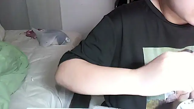 iamMalixxx online show from March 15, 12:55 pm