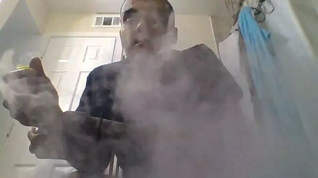 Houstonslong1 online show from December 18, 6:10 am