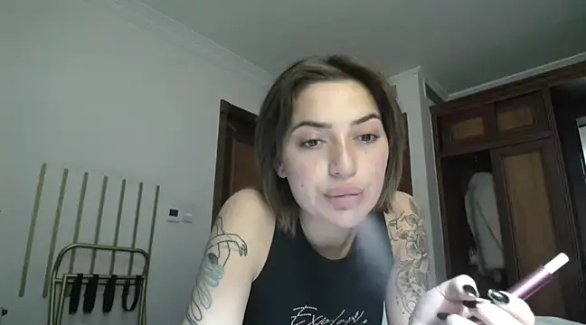 Snapshot of yaprakmericc chatting on February 13, 6:38 pm yaprakmericc online show from February 13, 6:38 pm