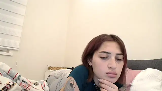 Snapshot of yaprakmericc chatting on March 5, 7:27 pm yaprakmericc online show from March 5, 7:27 pm