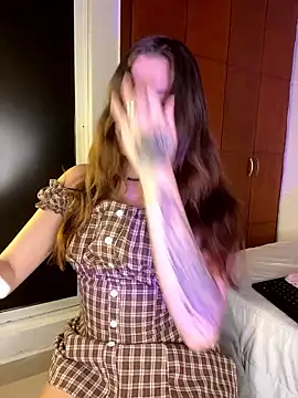 LynnSam  online show from January 8, 12:24 am