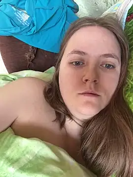 Snapshot of DesireMelissa chatting on January 21, 9:35 am DesireMelissa online show from January 21, 9:35 am