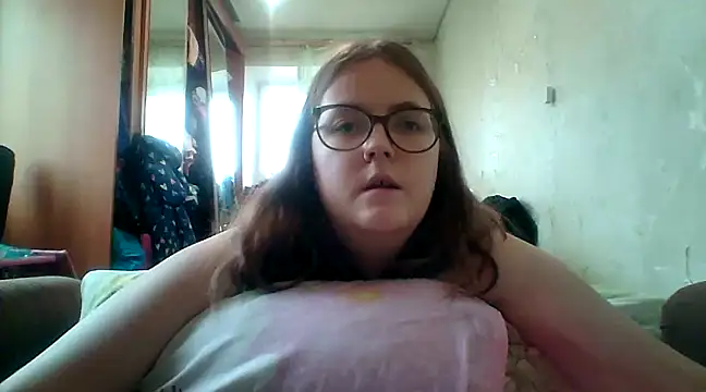 Snapshot of DesireMelissa chatting on January 24, 10:53 am DesireMelissa online show from January 24, 10:53 am