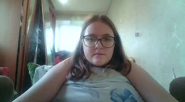 Snapshot of DesireMelissa chatting on February 3, 11:53 am DesireMelissa online show from February 3, 11:53 am