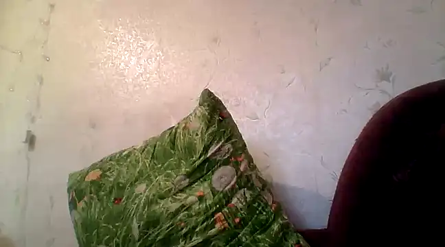 Snapshot of DesireMelissa chatting on February 17, 2:48 pm DesireMelissa online show from February 17, 2:48 pm