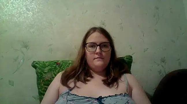 Snapshot of DesireMelissa chatting on February 26, 4:14 pm DesireMelissa online show from February 26, 4:14 pm