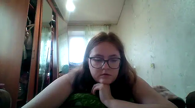 Snapshot of DesireMelissa chatting on March 6, 12:19 pm DesireMelissa online show from March 6, 12:19 pm