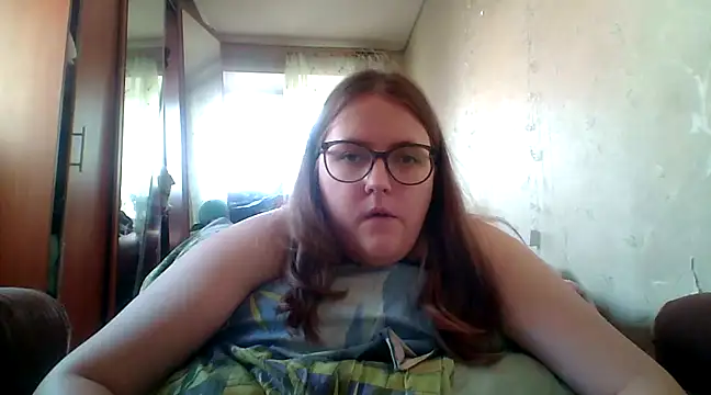 Snapshot of DesireMelissa chatting on March 21, 6:38 am DesireMelissa online show from March 21, 6:38 am