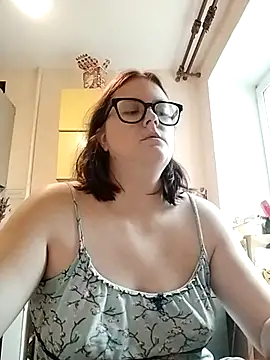 Snapshot of DesireMelissa chatting on October 31, 11:33 am DesireMelissa online show from October 31, 11:33 am