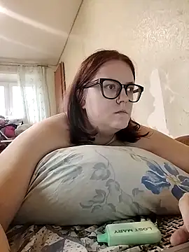 Snapshot of DesireMelissa chatting on November 7, 6:35 am DesireMelissa online show from November 7, 6:35 am